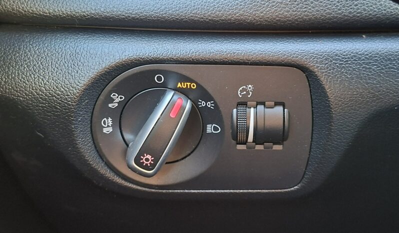 Audi Q3 Klimatronic 2-stref, Podgrz. fotele, CarPlay/AndroidAuto, 2 kpl. kół full