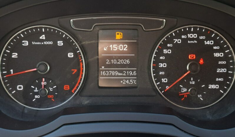 Audi Q3 Klimatronic 2-stref, Podgrz. fotele, CarPlay/AndroidAuto, 2 kpl. kół full