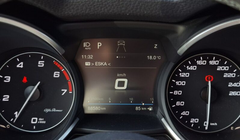 Alfa Romeo Stelvio Klimatronic 2-stref, Podgrz. fotele + kierownica, PL Salon, PDC 2x full