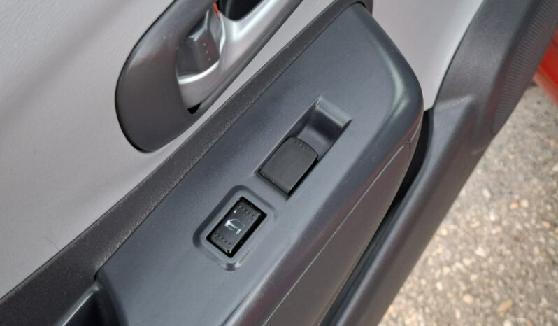 Suzuki Alto Klimatyzacja, Elektryczne szyby, Wspomaganie, 2 kpl. opon full