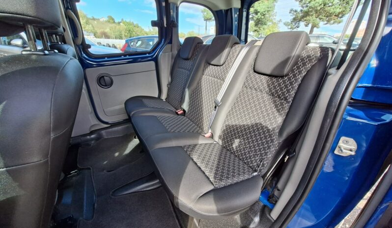Renault Kangoo Klimatyzacja, Elektryczne szyby, Elektryczne lusterka, 2 kpl. kół full