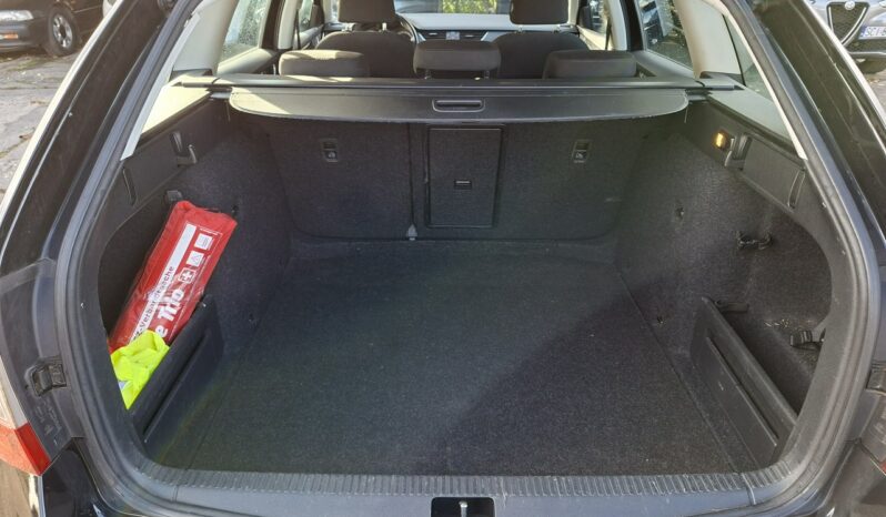 Škoda Octavia Klimatronic 2-stref, Podgrz. fotele, Hak, LED, PDC 2x, CarPlay full