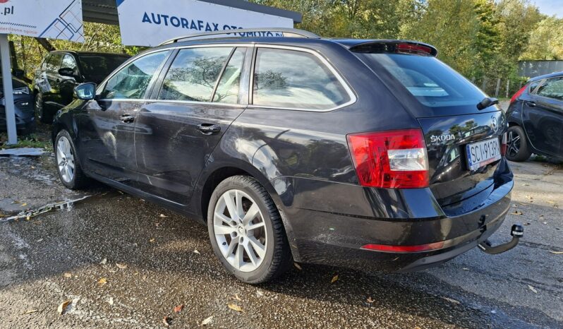 Škoda Octavia Klimatronic 2-stref, Podgrz. fotele, Hak, LED, PDC 2x, CarPlay full