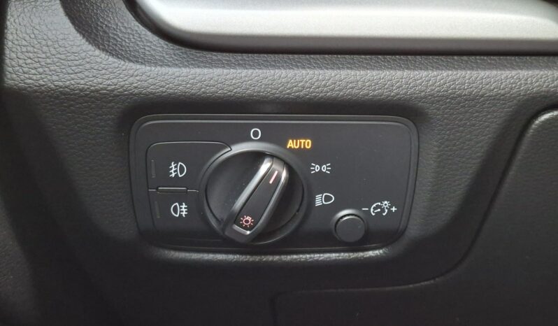 Audi A3 Klimatronic 2-stref, Podgrz. fotele, Navi, PDC, Bi-Xenon, Hak full