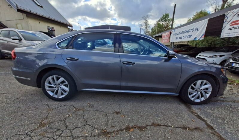 Volkswagen Passat Klimatronic 2-stref, Skóra, Podgrz. fotele, CarPlay/AndroidAuto full