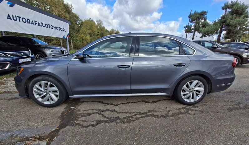 Volkswagen Passat Klimatronic 2-stref, Skóra, Podgrz. fotele, CarPlay/AndroidAuto full
