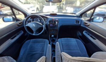 Peugeot 307 Ele szyby, Ele lusterka, Podłokietnik przód tył, 2 kluczyki full