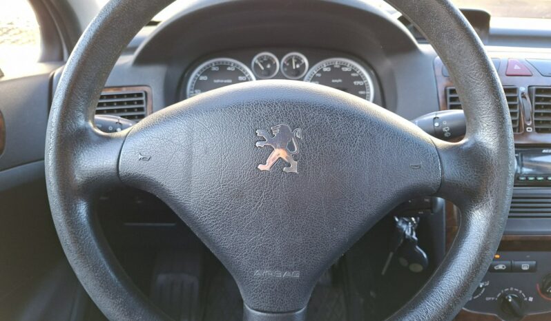 Peugeot 307 Ele szyby, Ele lusterka, Podłokietnik przód tył, 2 kluczyki full