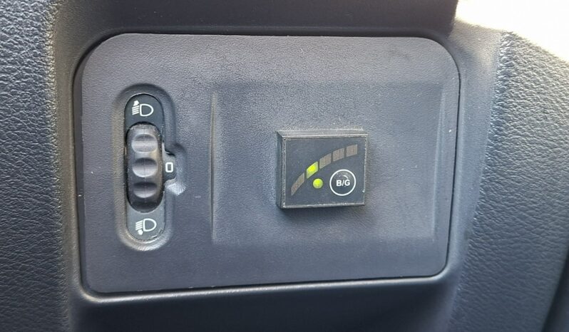 Renault Clio LPG, Klimatyzacja, Elektryczne szyby, Wpomaganie kierownicy full