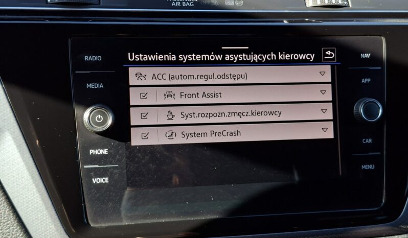 Volkswagen Touran Klimatronic 3-stref, 7 osobowy, Podgrz. fotele, CarPlay/AndroidAuto full