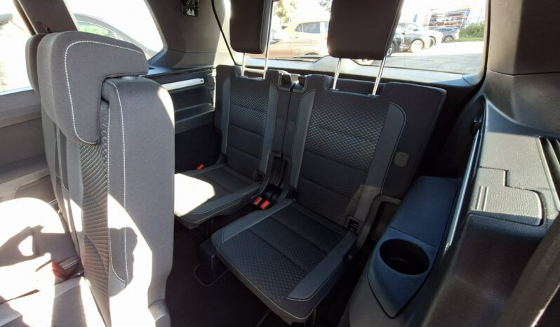 Volkswagen Touran Klimatronic 3-stref, 7 osobowy, Podgrz. fotele, CarPlay/AndroidAuto full